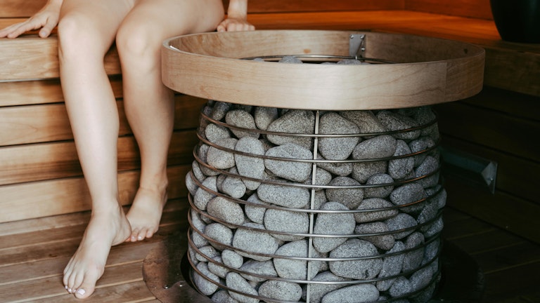 hot rock steam sauna