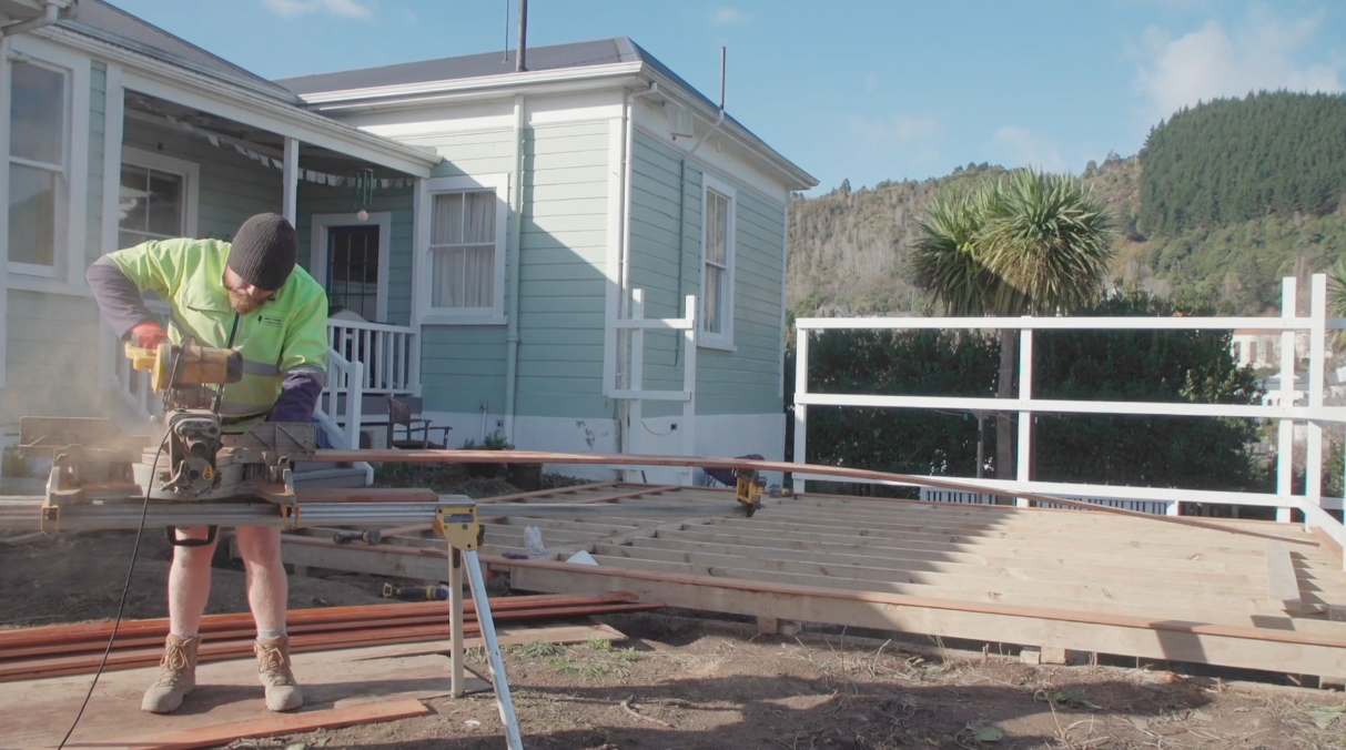 vortex-mercury-deck-construction