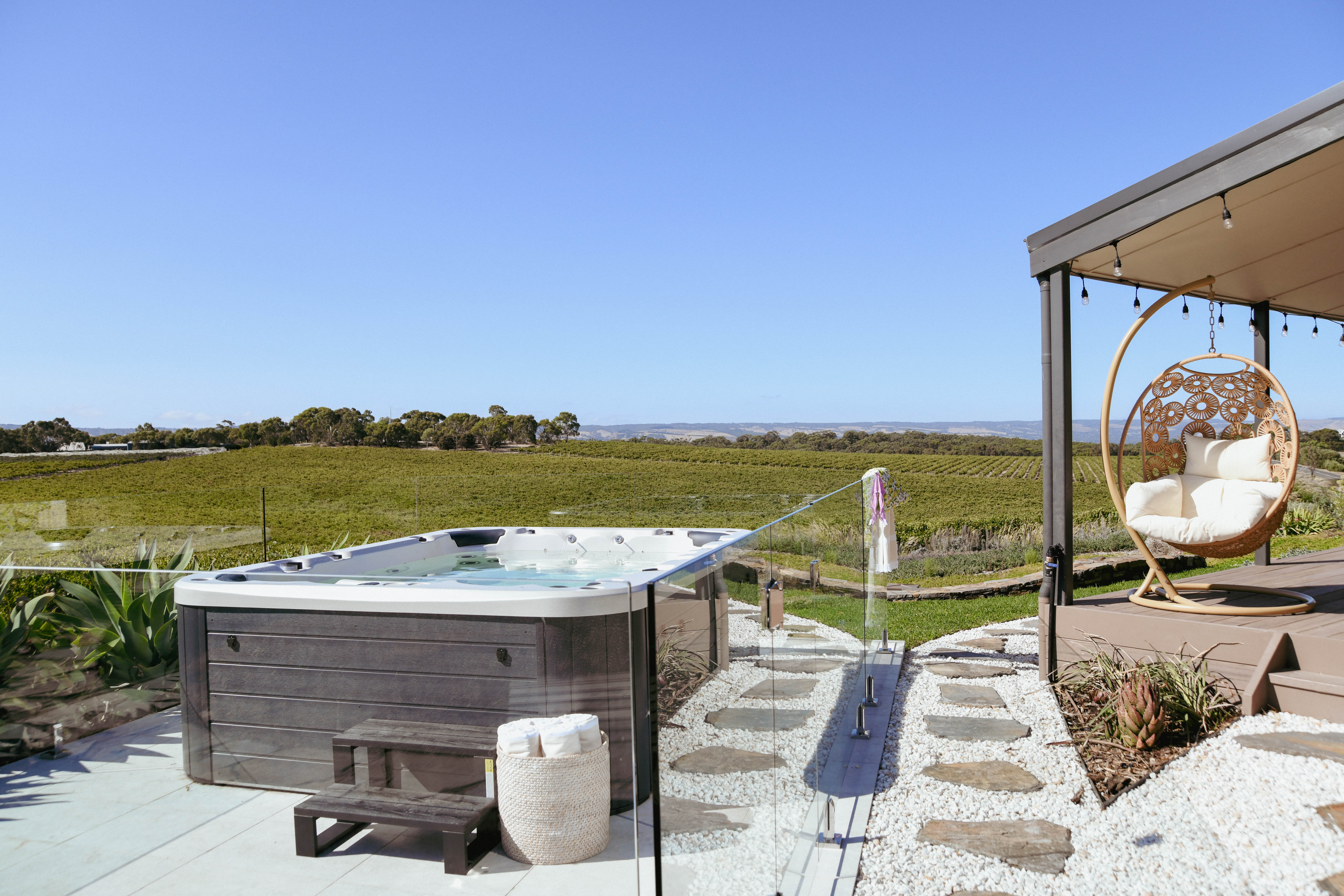 Miravino retreat titanium install