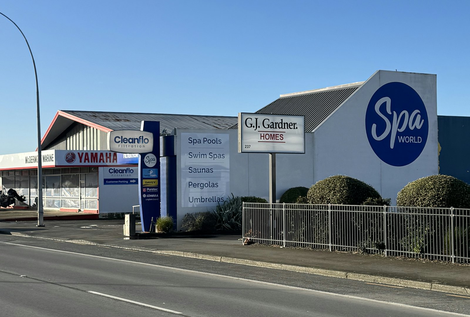 Spa World Invercargill showroom