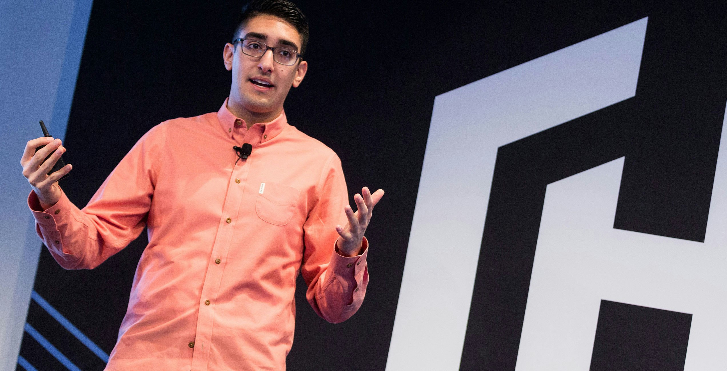 Armon Dadgar presenting at HashiConf 2017.