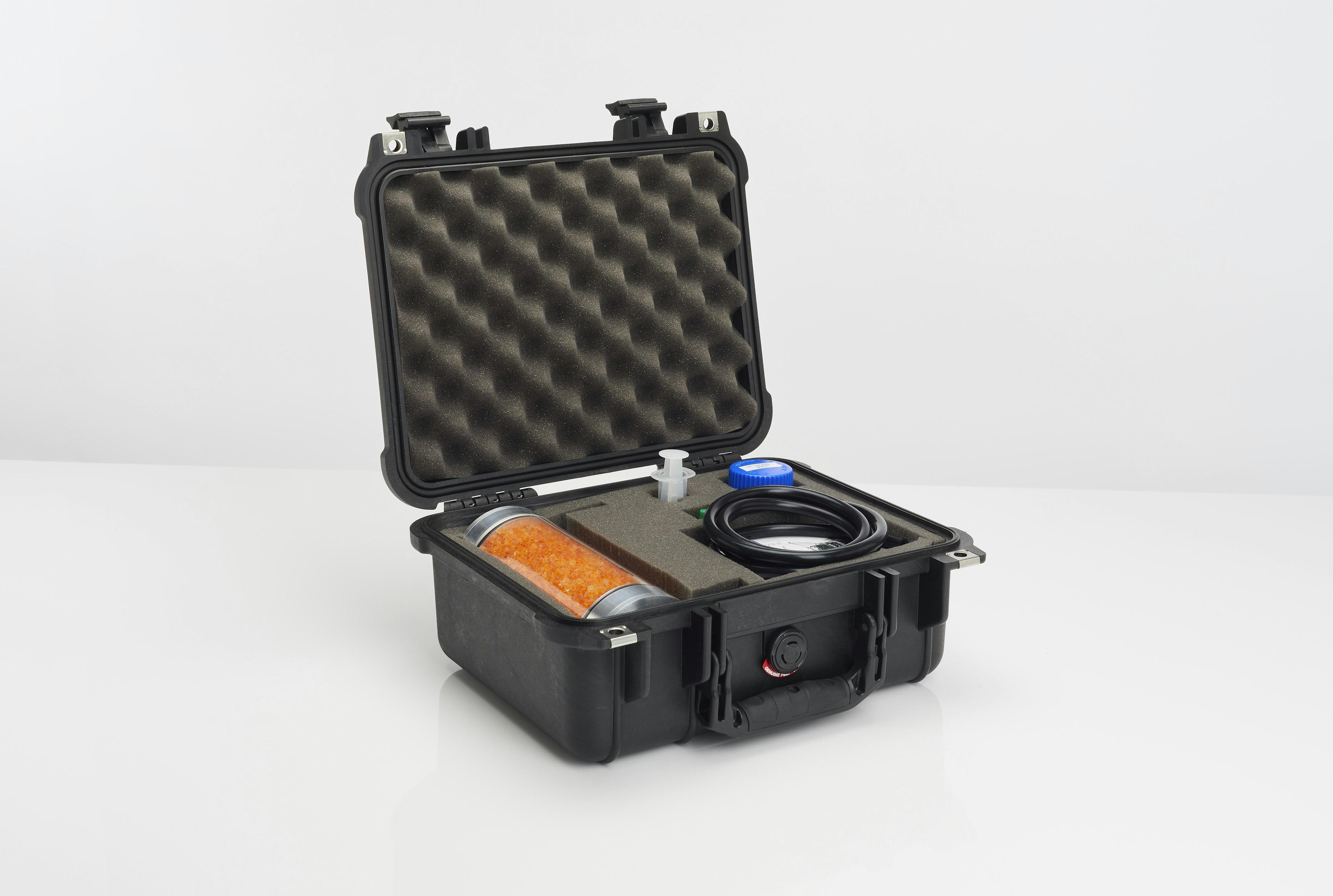Front ¾ view of Cambustion particle size check kit in hard case
