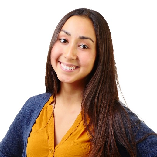Headshot of Aki Suzuki
