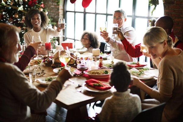 Como comemorar o Natal em família mesmo à distância