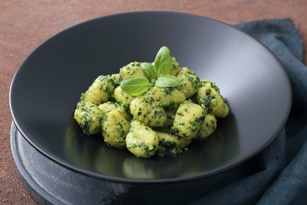 Receita para comemorar o Dia dos Namorados: Nhoque de Mandioquinha ao Molho Pesto