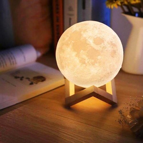 luminária em formato de lua