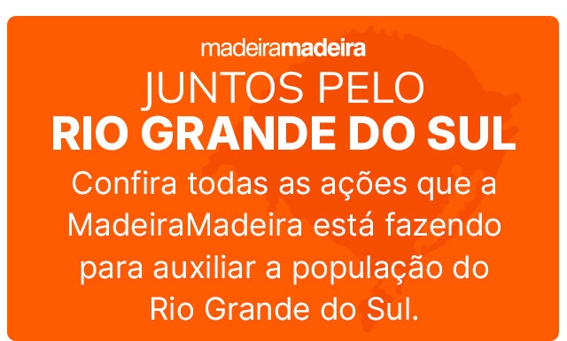 Imagem contendo um fundo laranja, com a logo da MadeiraMadeira. Os textos são: Juntos pelo Rio Grande do Sul. Confira todas as ações que a MadeiraMadeira está para auxiliar a população do Rio Grande do Sul.