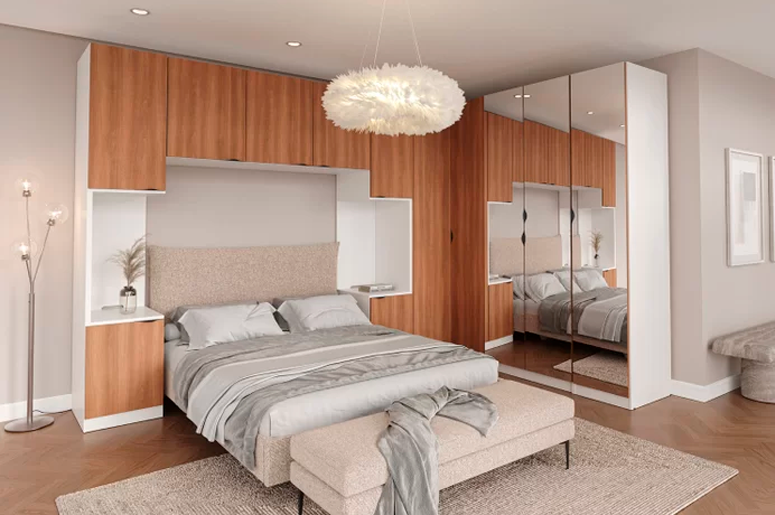 guarda-roupa com espelho e cama embutida
