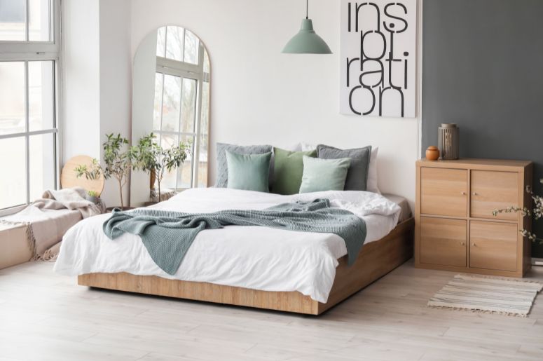 quarto simples com decoração minimalista