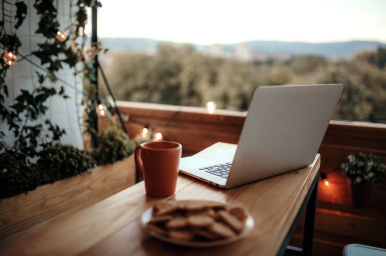 varanda home office