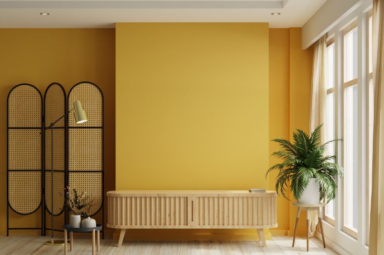 sala parede amarela
