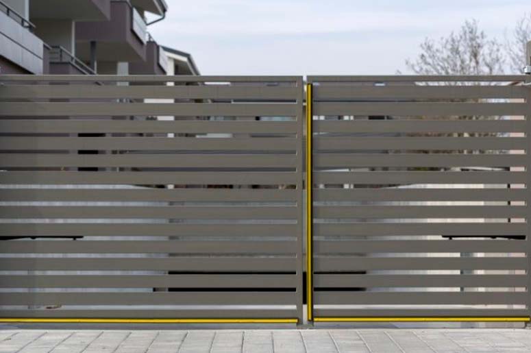 port&atilde;o de ferro