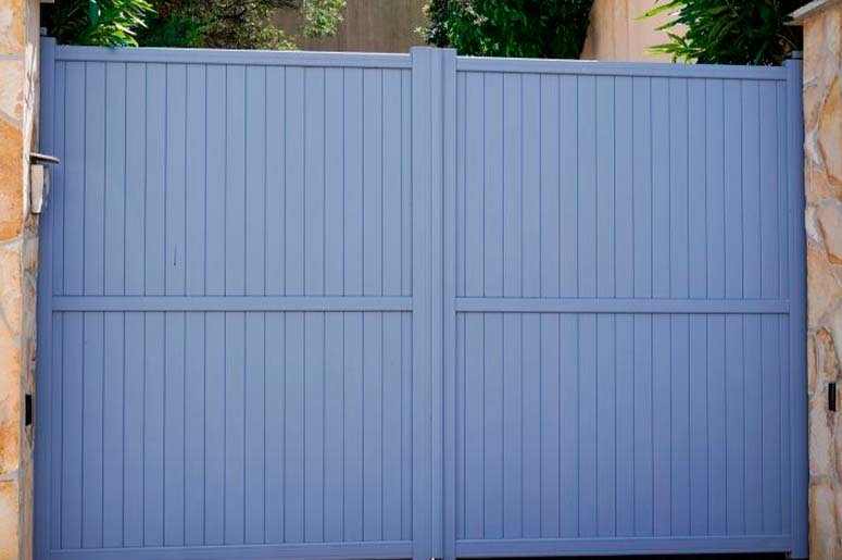 port&atilde;o de alum&iacute;nio