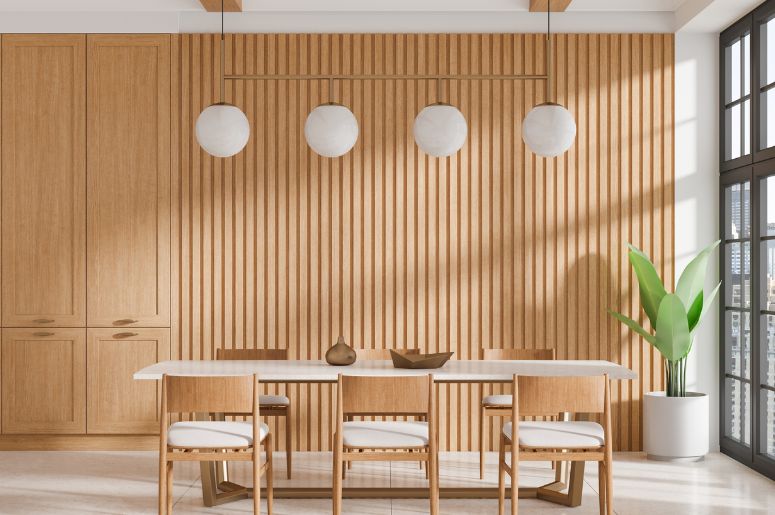 Cozinha decorada com painel ripado de madeira