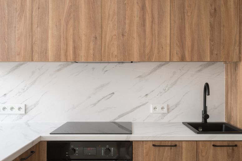 Armário de cozinha amadeirado 