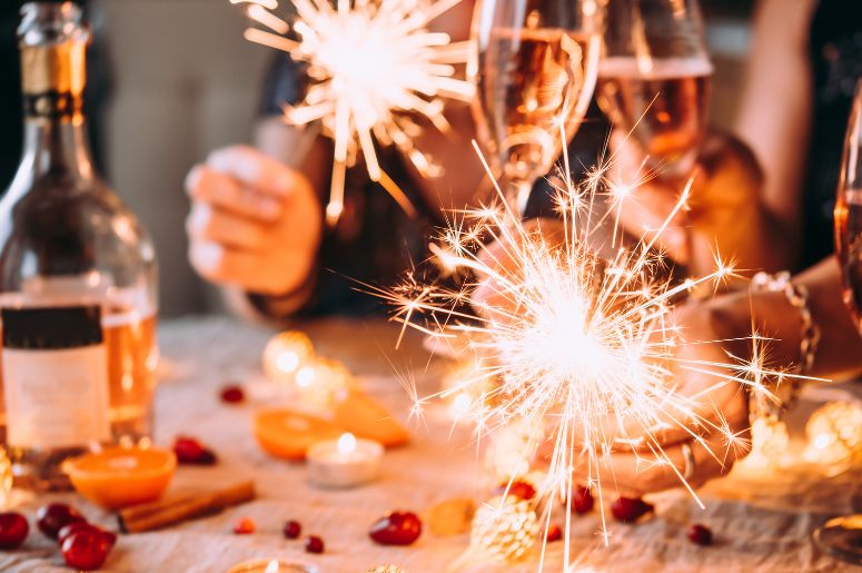 Mesa de ano novo com velas