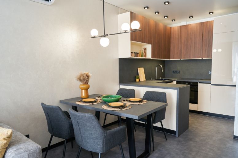 Apartamento com móveis planejados