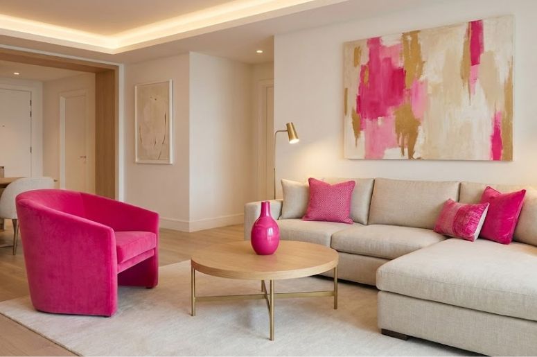 Sala com decora&ccedil;&atilde;o rosa choque 