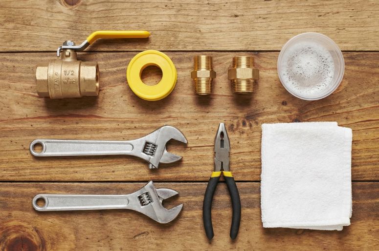 Ferramentas e materiais para a instala&ccedil;&atilde;o do g&aacute;s encanado&nbsp;