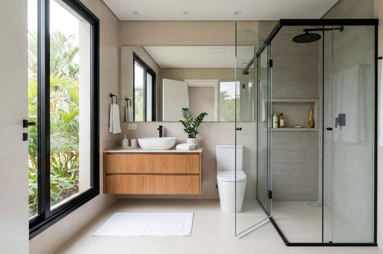 Box com porta de abrir