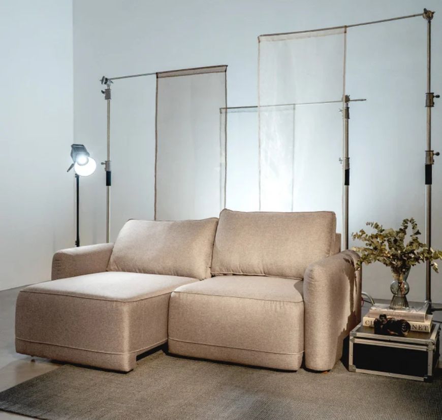 Sofá Retrátil 2 Lugares Linho Creme Mellow 190cm CabeCasa MadeiraOriginals