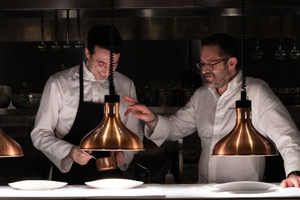 Armatore in Hong Kong  Armatore in Hong Kong