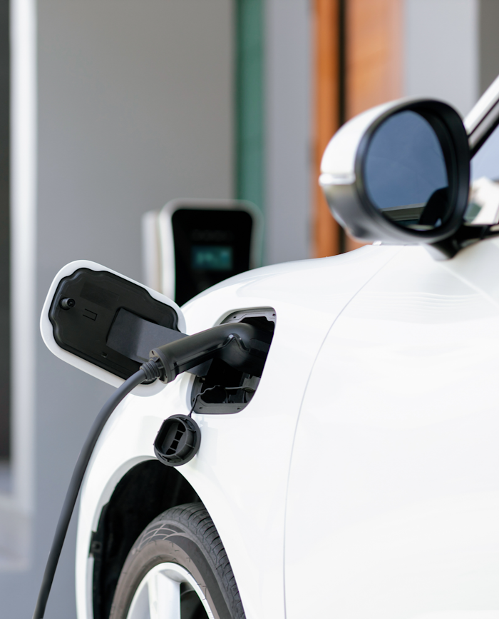 Hvid elbil oplader
