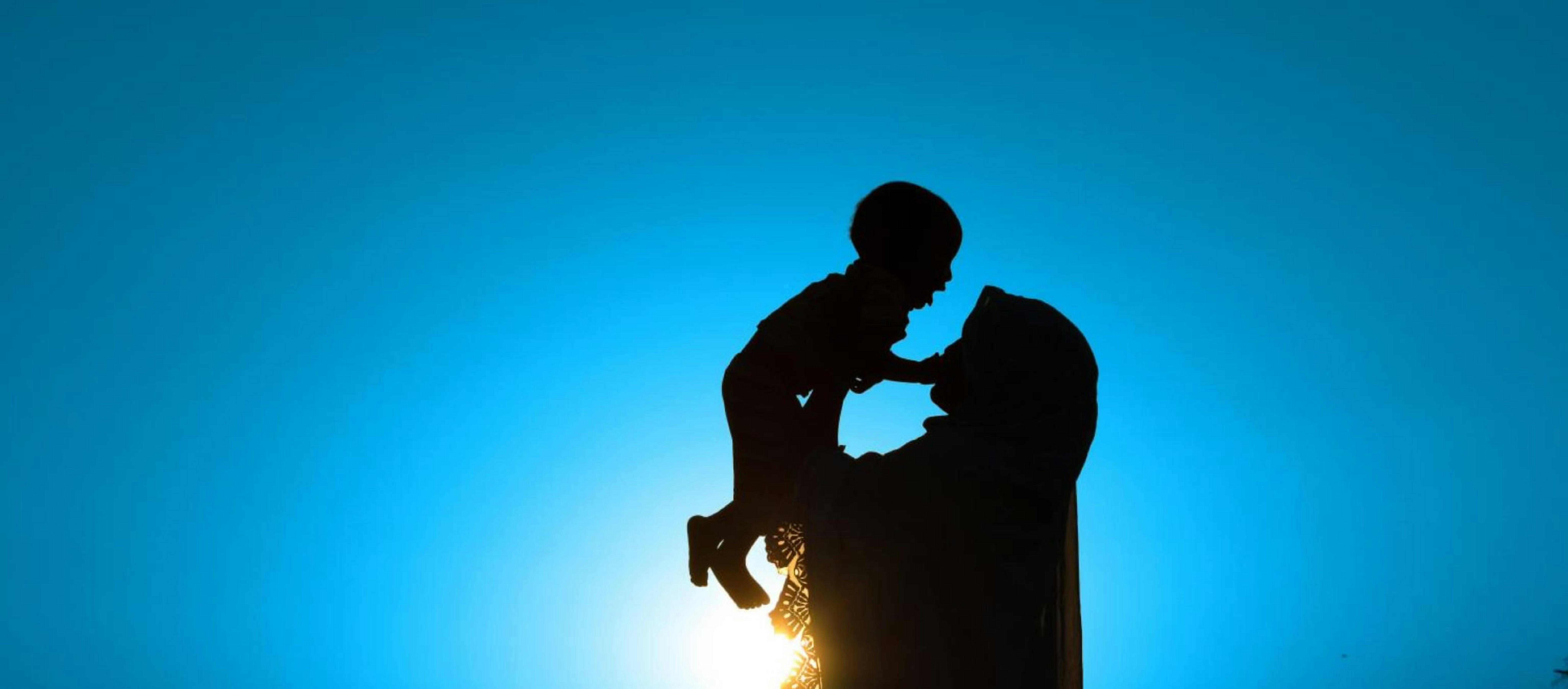 L’immagine di una donna e un bambino che ha ispirato il logo dell’UNICEF, Fondo delle Nazioni Unite per l'Infanzia