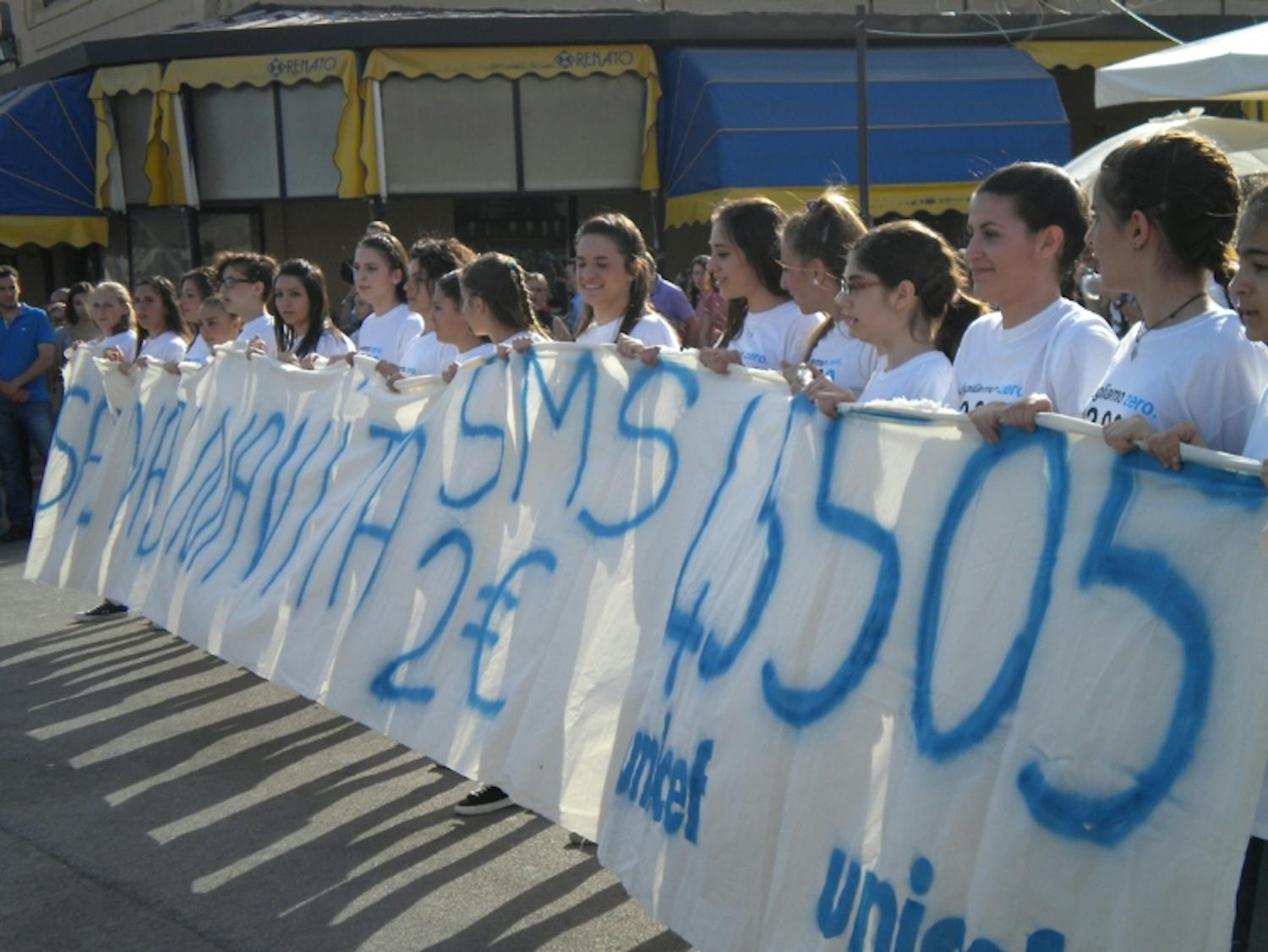 Piazza Mondello a Palermo si mobilita contro la mortalità infantile