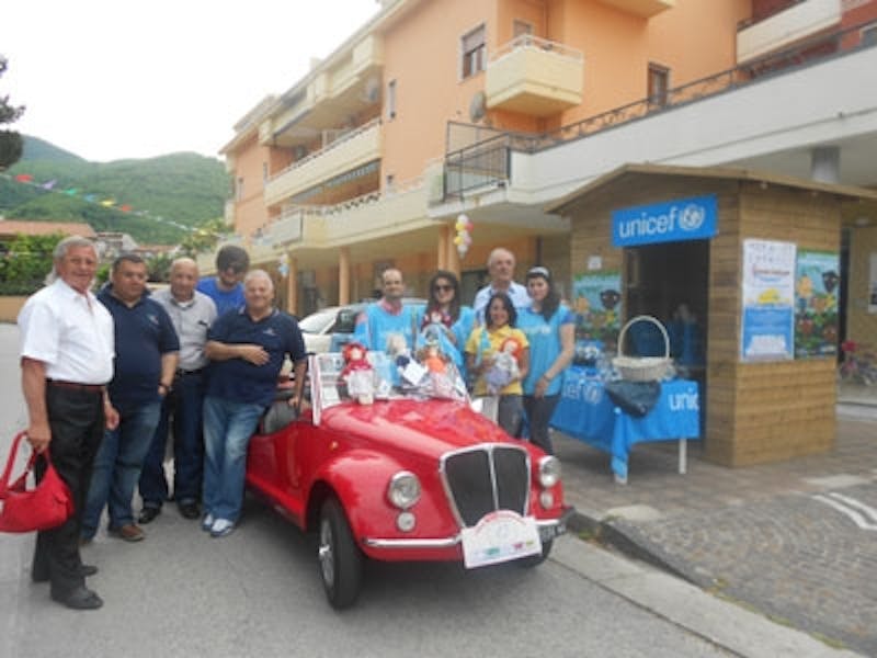 A Rotondi (AV) un raduno solidale delle storiche Fiat 500