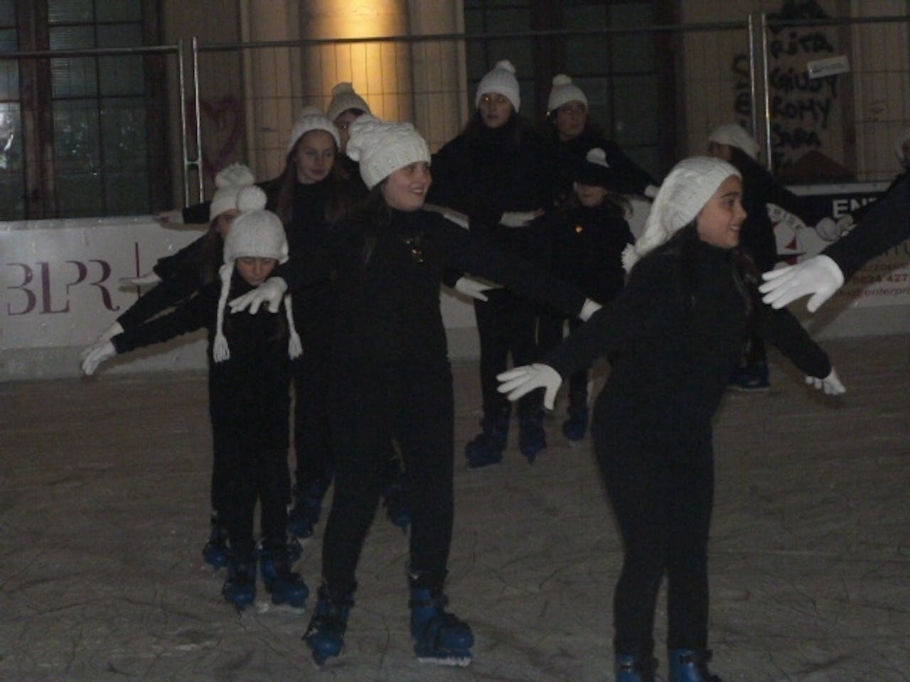 Ice dancing per l'UNICEF, apre a Benevento il Natale Azzurro