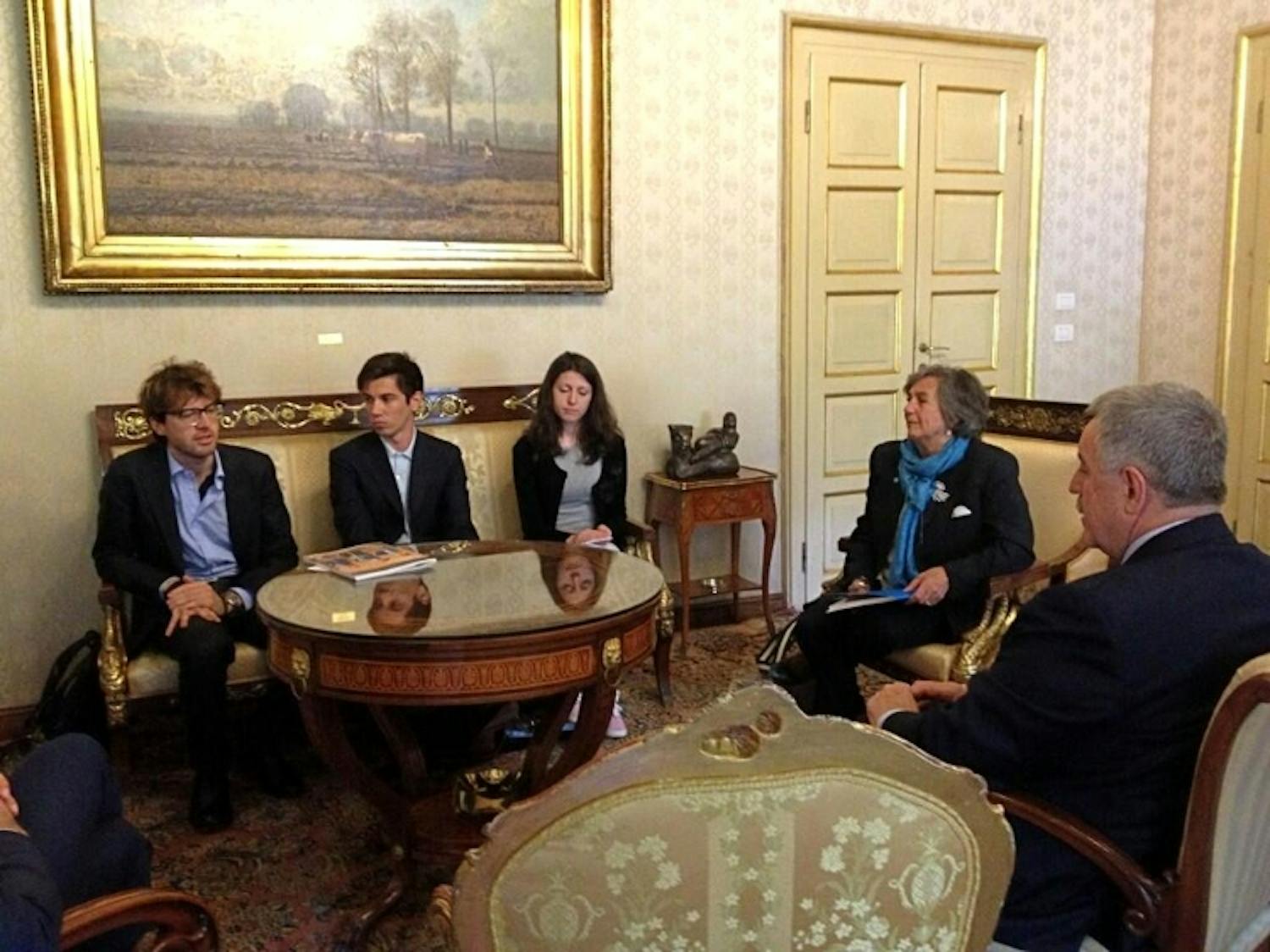 I ragazzi presentano il Rapporto UNICEF 2013 alla Provincia di Milano