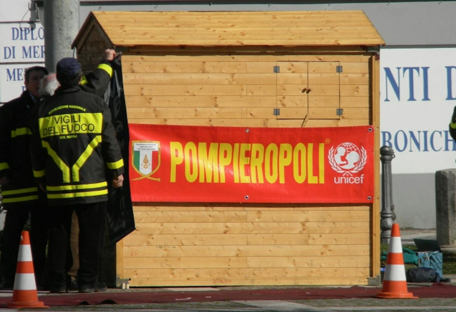 I volontari UNICEF di Benevento presenti a Pompieropoli