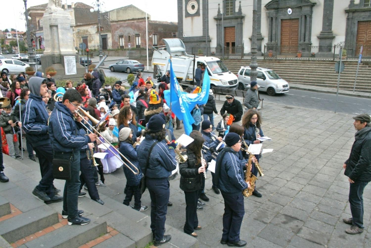 Pedara (CT): sfilata per l'UNICEF, a Carnevale