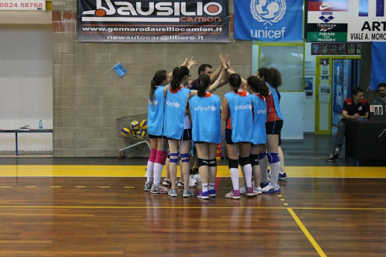 Benevento: l'ASD SG VOLLEY 1997 gioca per il Nepal