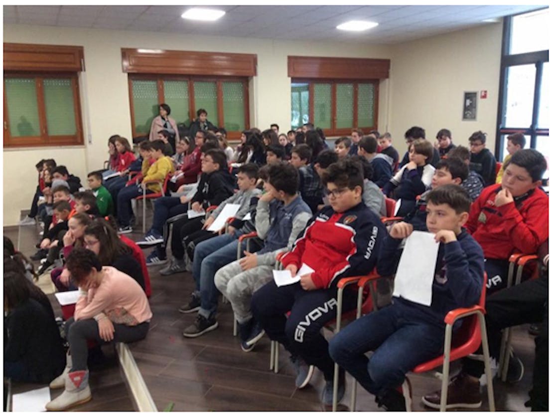 I ragazzi e i docenti nell’auditorium