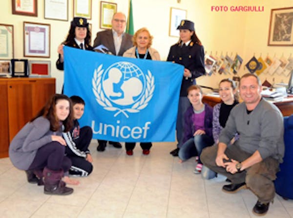 Piccoli Ambasciatori UNICEF con la Polizia di Stato