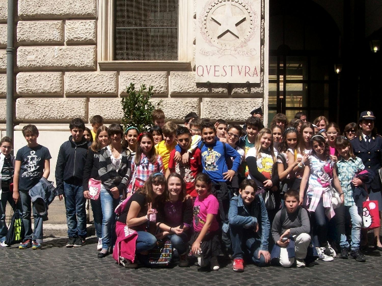 Gli studenti di Civitavecchia in visita presso la Sala Operativa della Questura di Roma