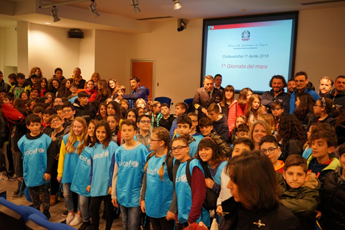 Gruppo di alunni Ambasciatori di Pace - foto di Tino Romano