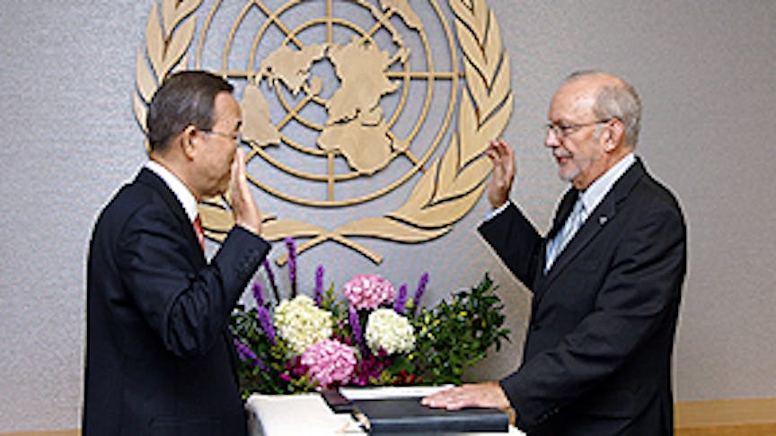 Giuramento Anthony Lake con Ban ki Moon.jpg ©UNICEF