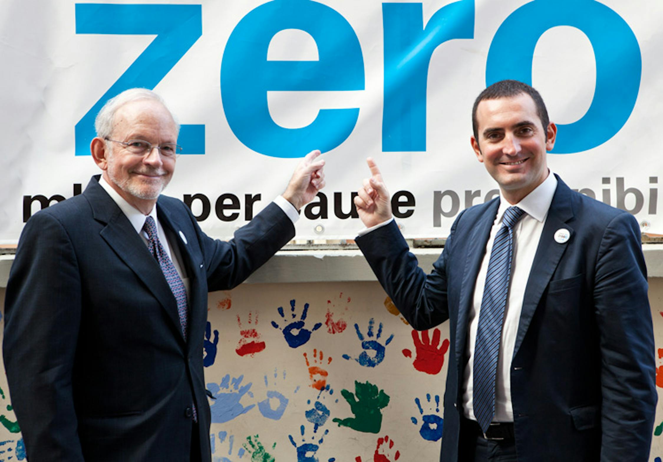 Il direttore dell'UNICEF Anthony Lake (sin.) e il presidente del Comitato Italiano UNICEF Vincenzo Spadafora al lancio della campagna 'Vogliamo Zero' - ©UNICEF Italia/2011/Serena Eller
