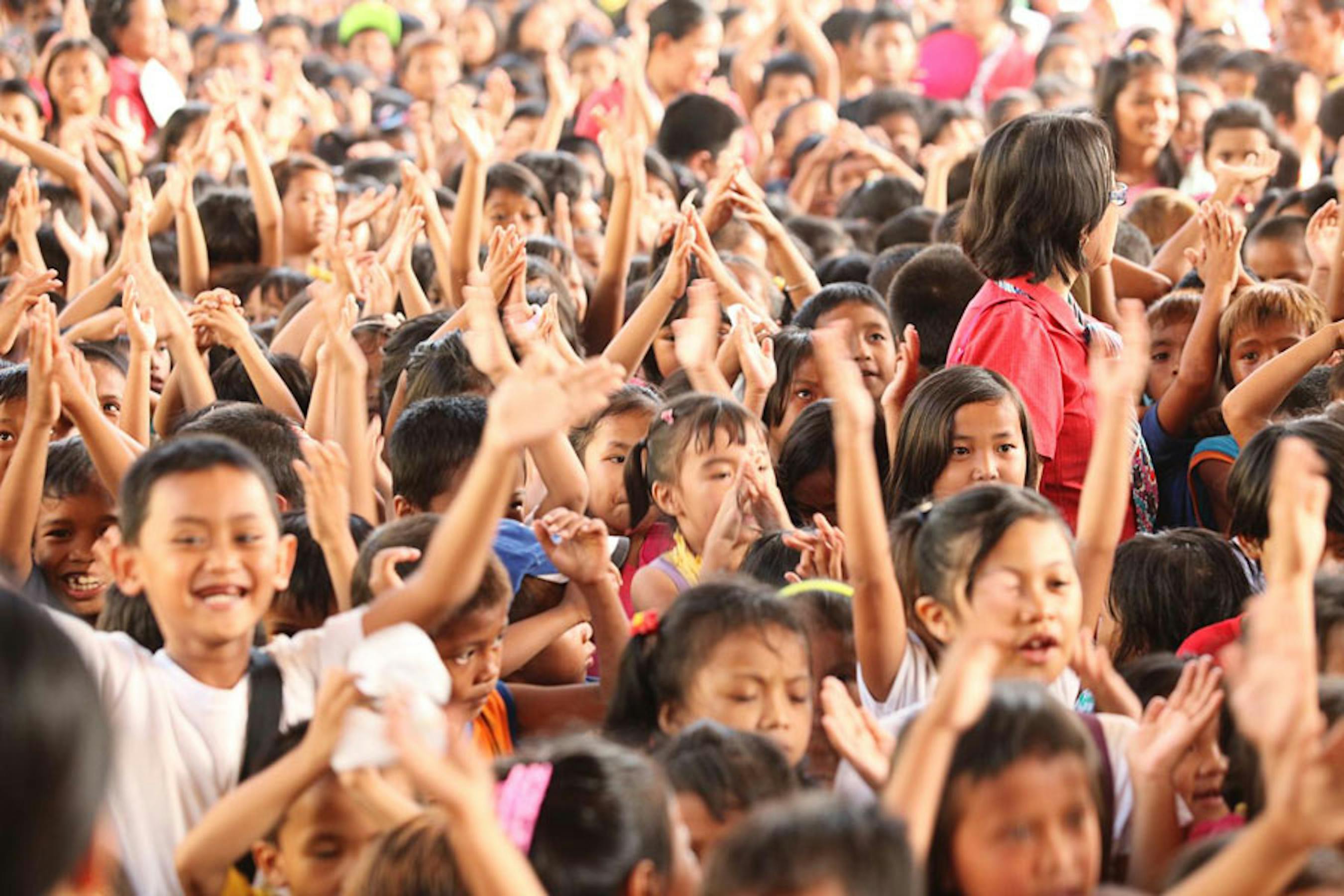 Bambini della Kapangian Central School a Tacloban (Filippine) - ©UNICEF Filippine/2014-0024/Reyna