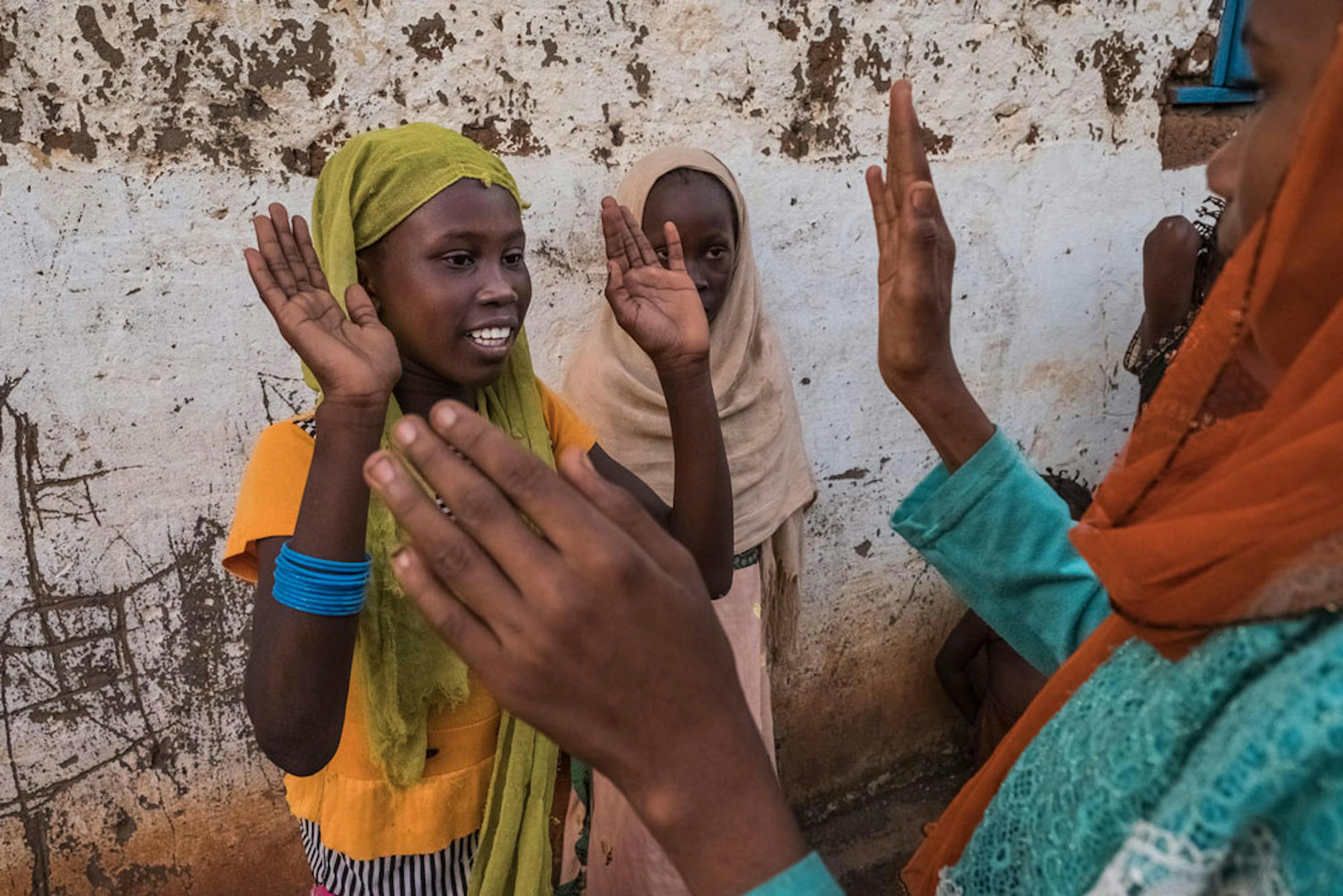 Haram Daoud, 13 anni: come tanti coetanei della Repubblica Centrafricana, ha conosciuto il dramma della fuga e della vita in un campo profughi, nel suo caso in Ciad - ©UNICEF/UN0149426/Sokhin