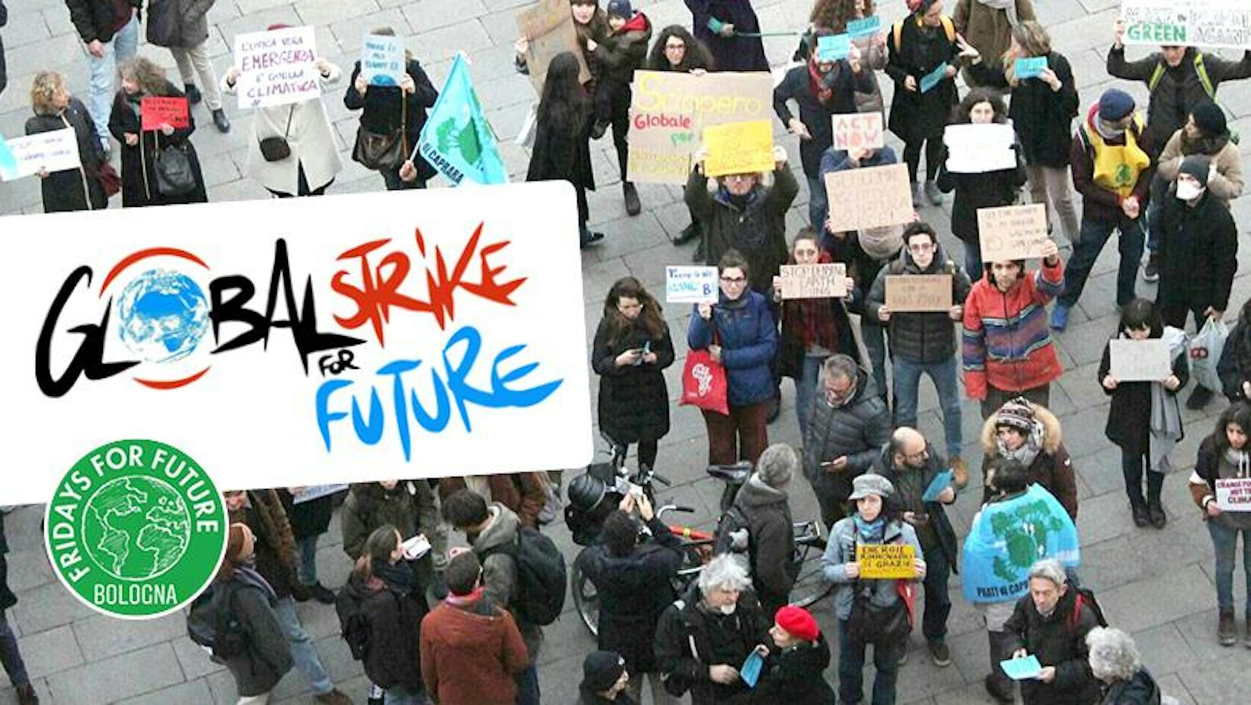 Una manifestazione di studenti per l'ambiente - ©Fridays For Future/Bologna