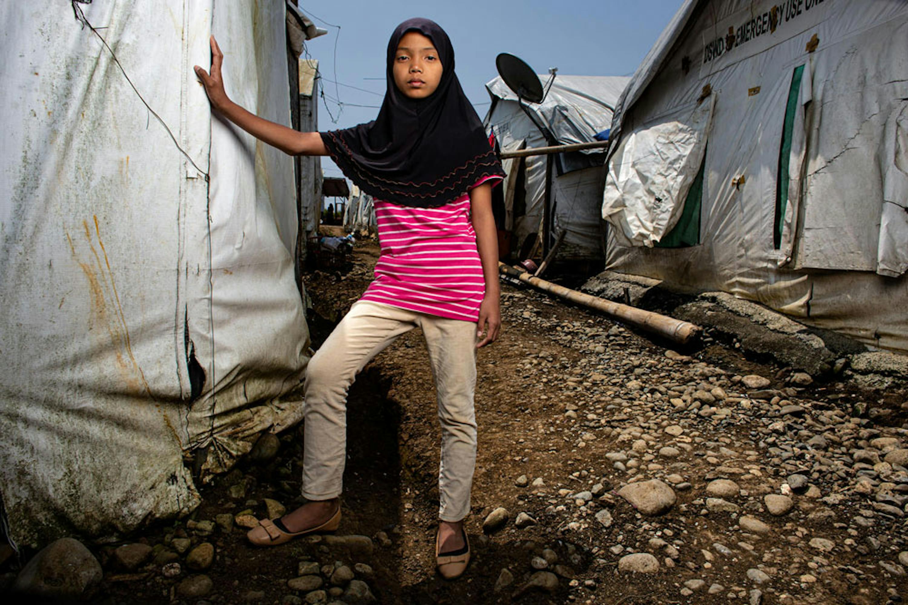 Jalaisa, 12 anni, vive nel campo per sfollati di Marawi (Filippine). La sua casa è stata distrutta nel conflitto tra esercito e separatisti islamici nell'isola di Mindanao - ©UNICEF/UNI212452/Kokic