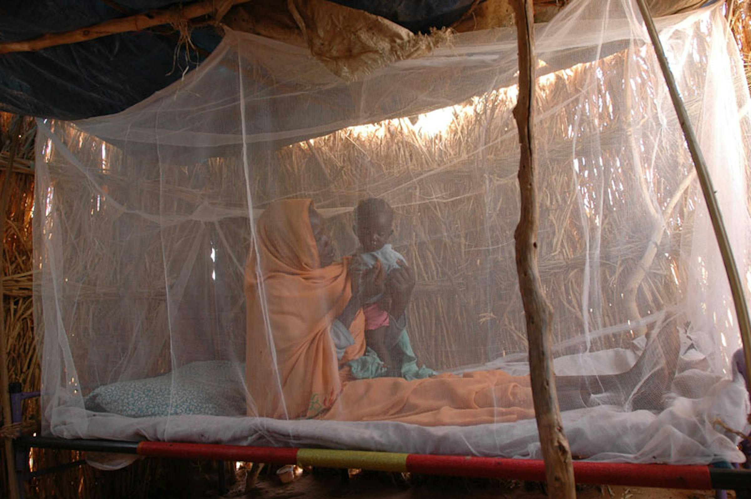 Madre e figlio sotto una zanzariera a Giuba (Sud Sudan) - ©UNICEF South Sudan