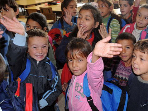 Minori Rom in una scuola di Podgorica, capitale del Montenegro - ©UNICEF Montenegro/Risto Bozovic