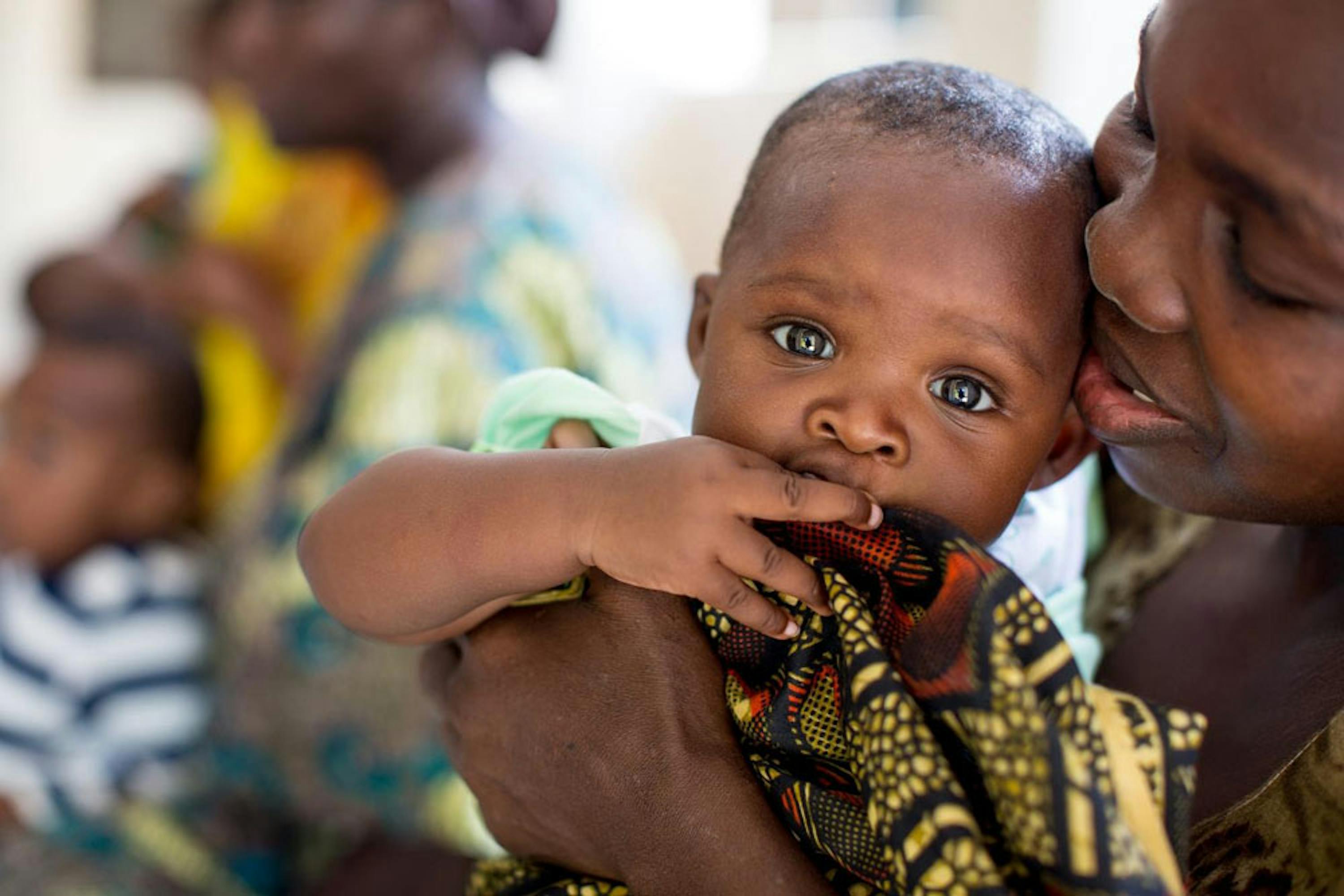 Bertha, HIV-positiva, ha dato alla luce Tecla che è nata sana grazie alla terapia anti-retrovirale seguita dalla mamma durante la gravidanza. Mtoni, Tanzania, maggio 2015 - ©UNICEF/HIVA2015-0027/Schermbrucker