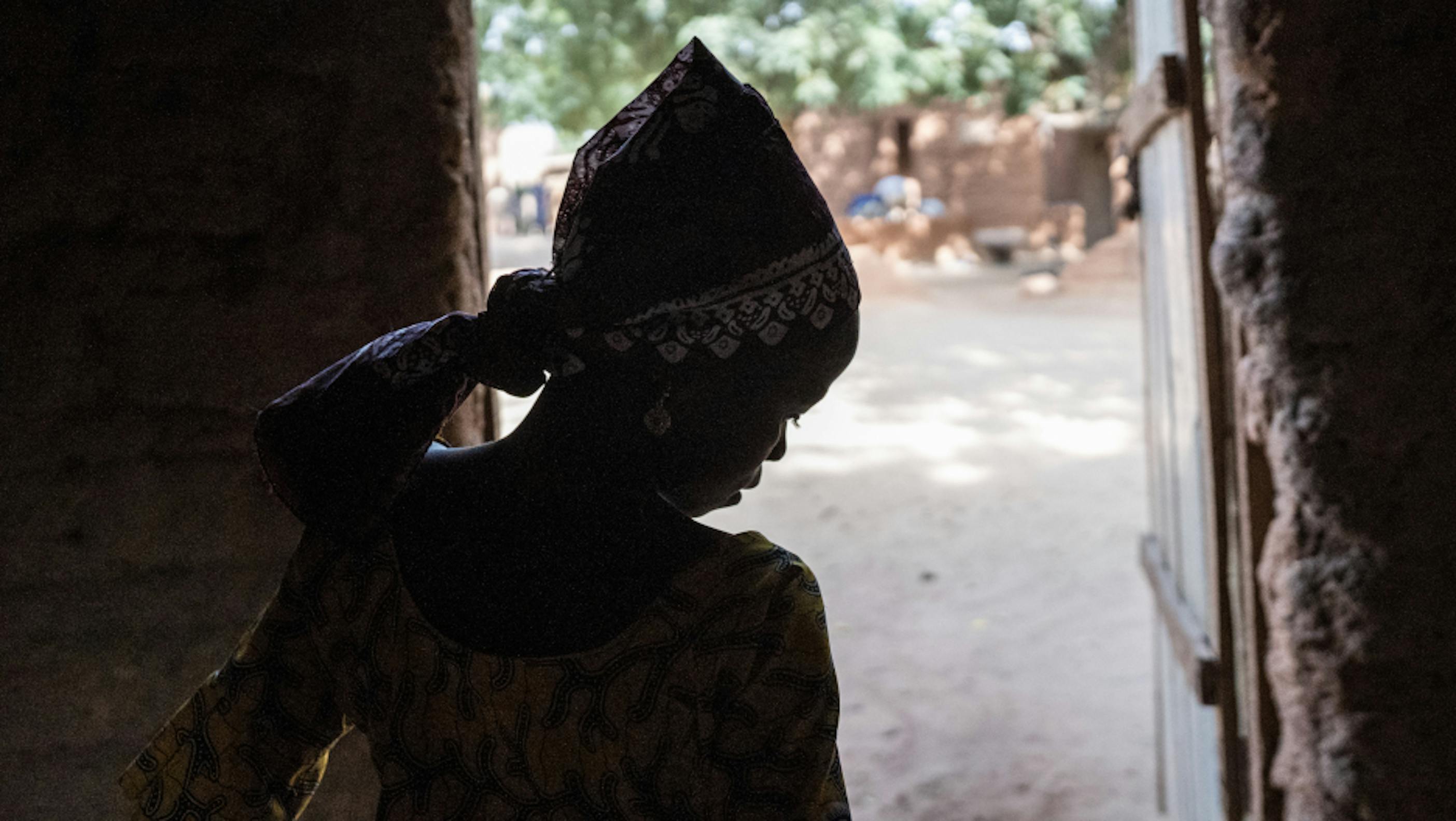 Adia, 9 anni, è una degli oltre 40mila rifugiati fuggiti dalla Nigeria verso il Niger in fuga da violenze estreme.