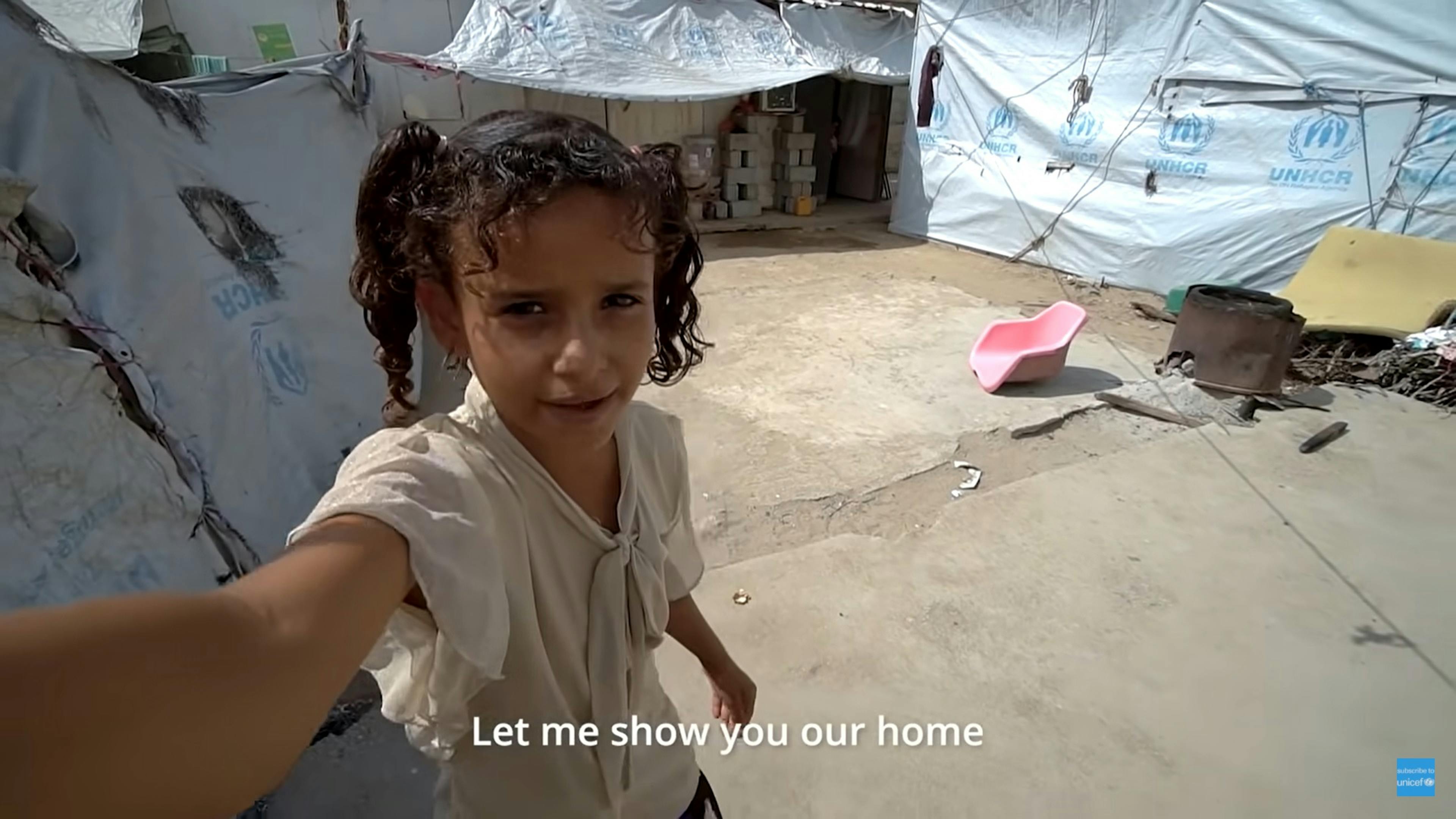 Screen video Muna - un giorno al campo di Al Sha'ab, Yemen